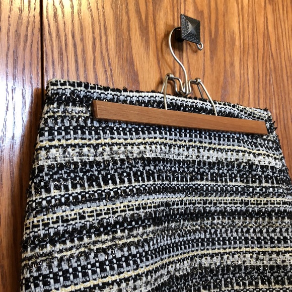 LOFT skirt, petite size 0. - Picture 2 of 4